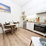 アパート Exclusive Main Square *