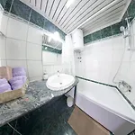 アパート Exclusive Main Square スコピエ