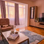Exclusive Main Square Free Parking سكوبجي