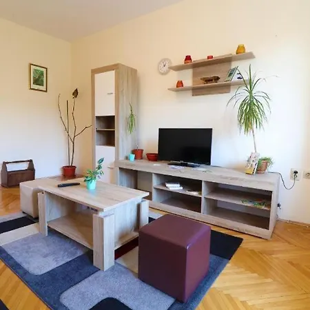 Exclusive Main Square * Skopje