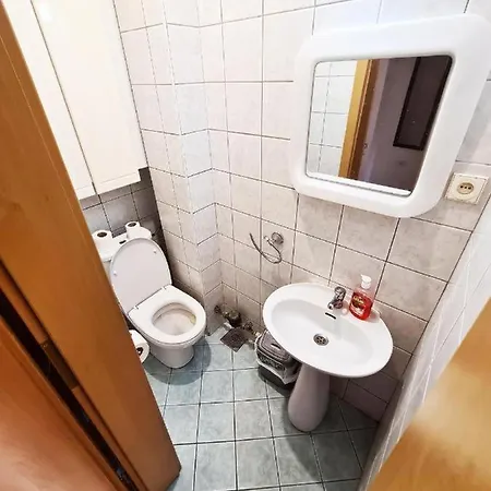 Exclusive Main Square *