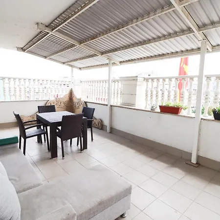 Exclusive Main Square Lejlighed *