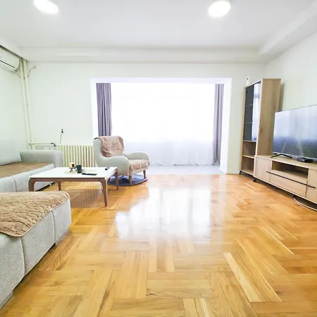 Exclusive Main Square