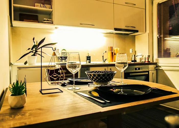 Exclusive Main Square *