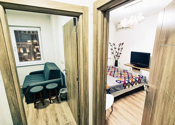 Exclusive Main Square