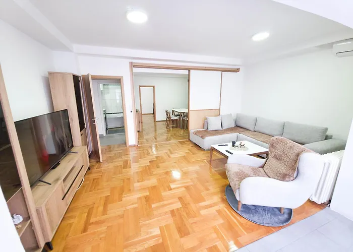 Apartment Exclusive Main Square