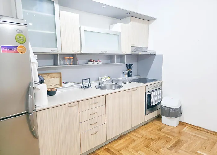 Exclusive Main Square